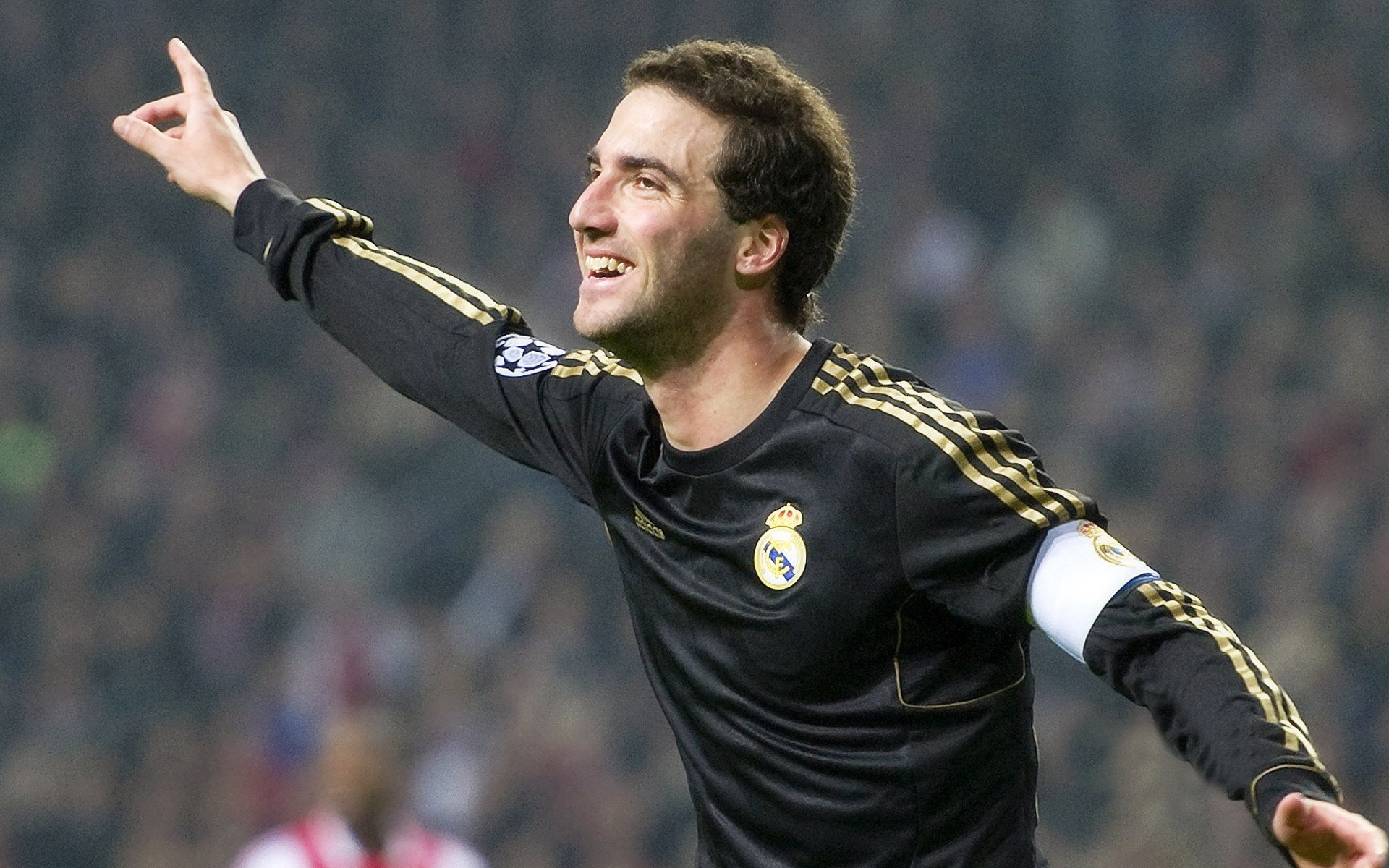 中国足球职业联赛赛事组织管理不断创新，中国足球联赛改革